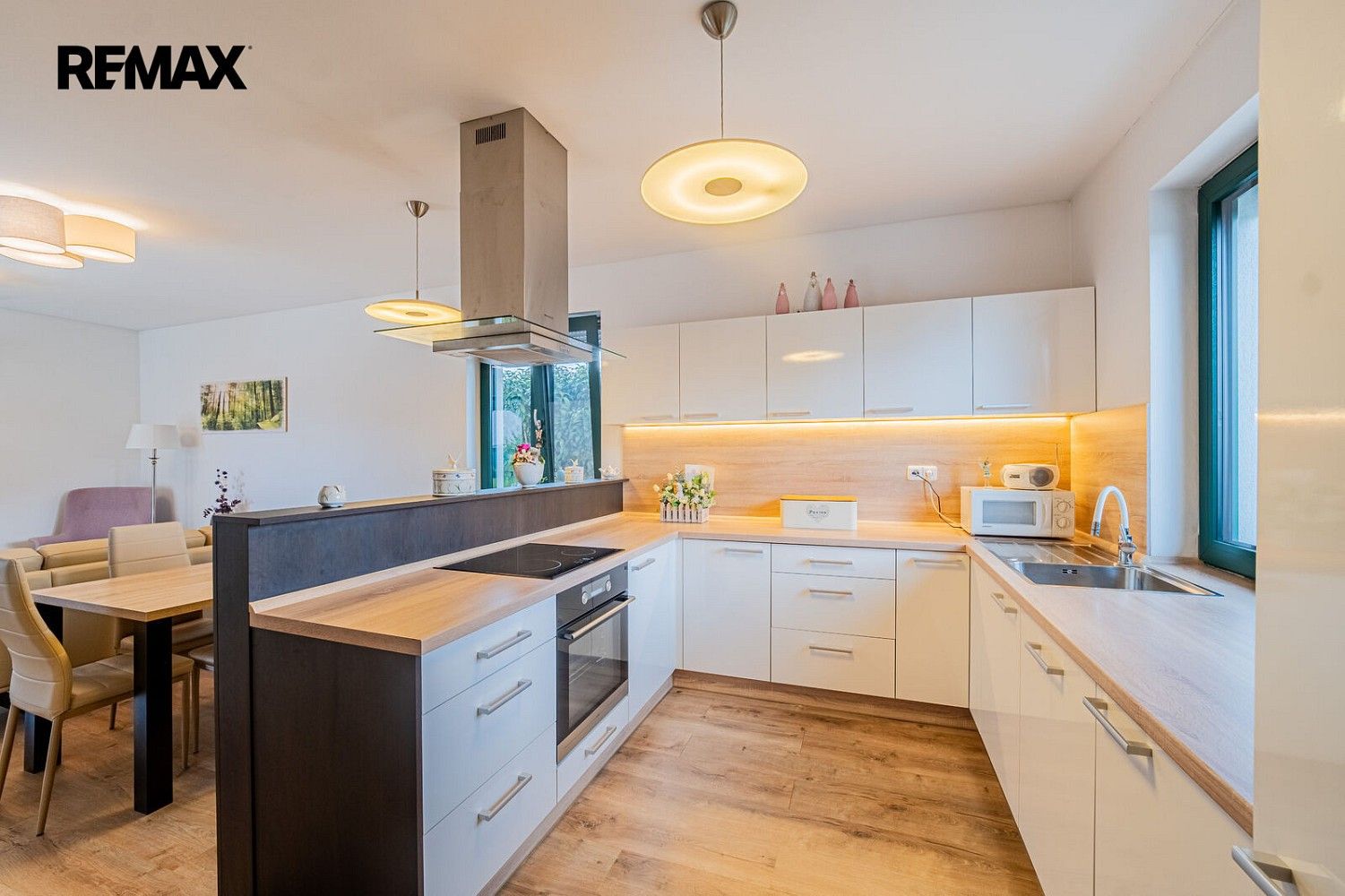 Rodinné domy, Staňkovice, okres Louny, Ústecký kraj, 91 m² - 2