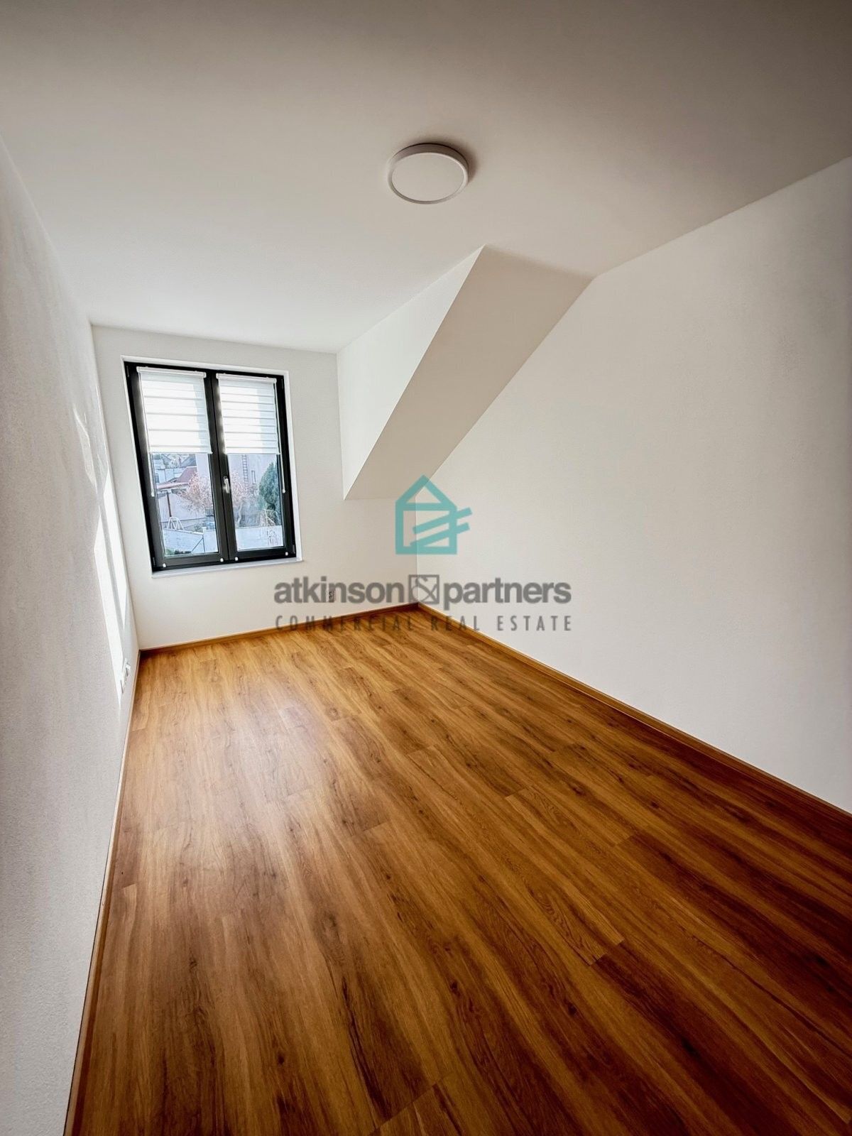 5+kk, Adamovská, Rudolfov, 139 m²