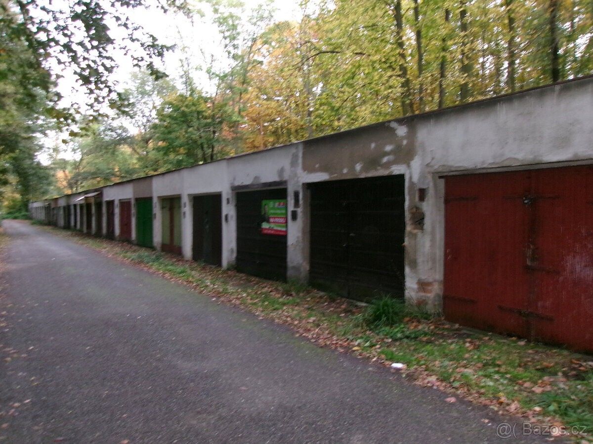 Garáže, Poděbrady, 290 01