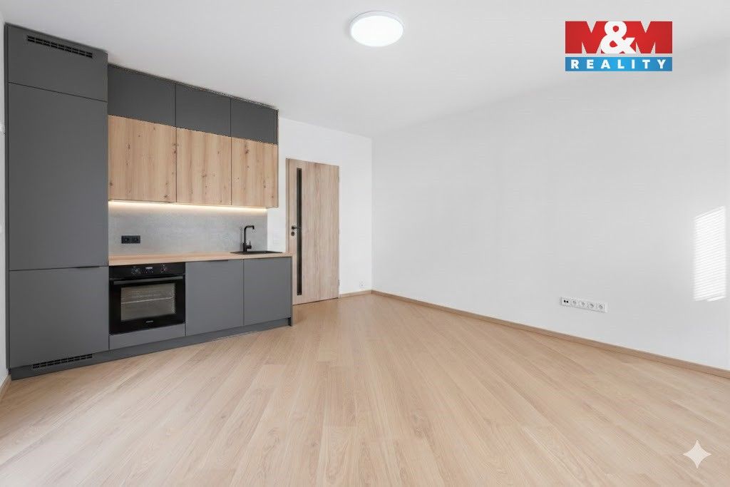 Pronájem byt 1+kk - Šimáčkova, Liberec, 32 m²