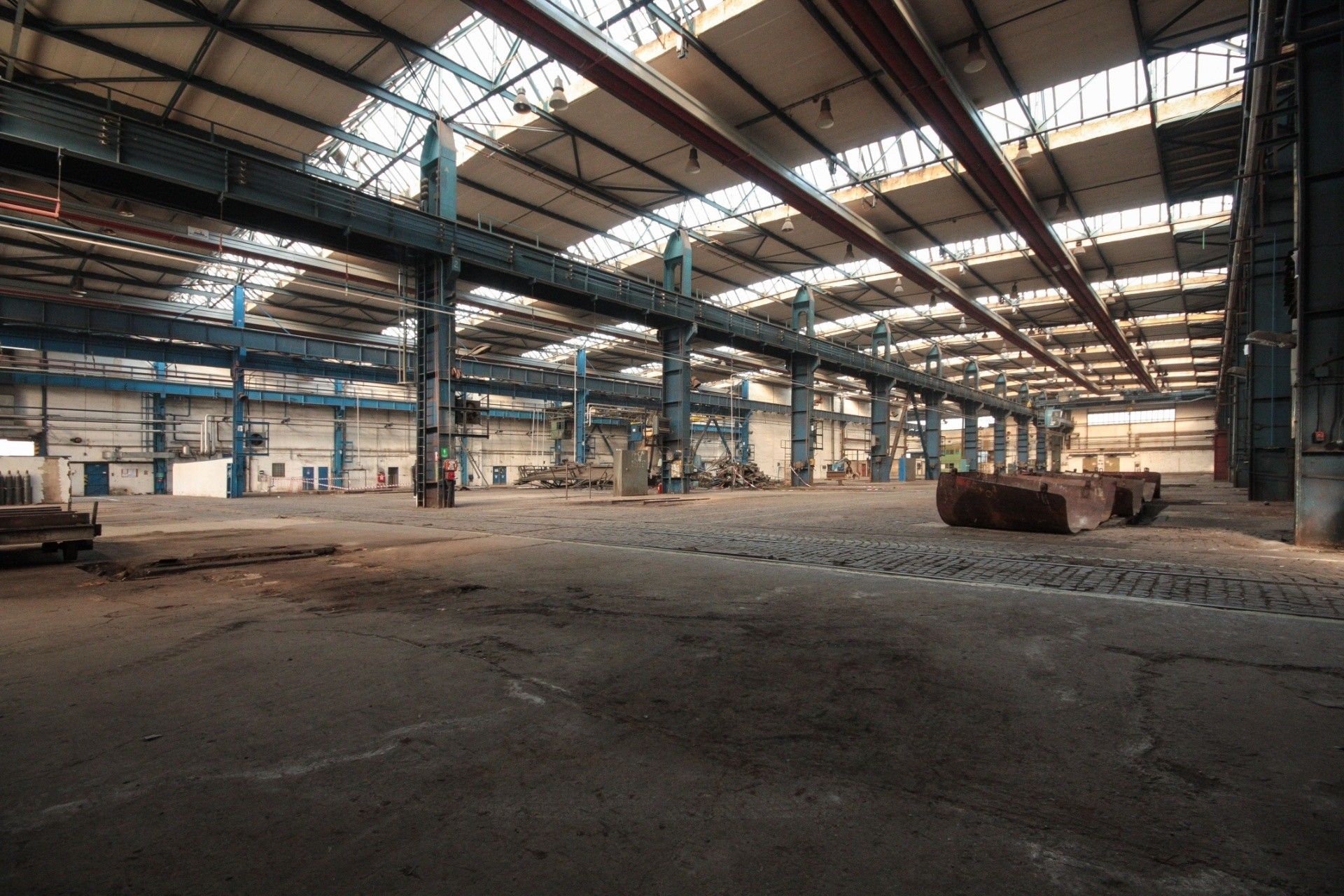Sklad · 2 600 m² · Komořanská, Praha - 4