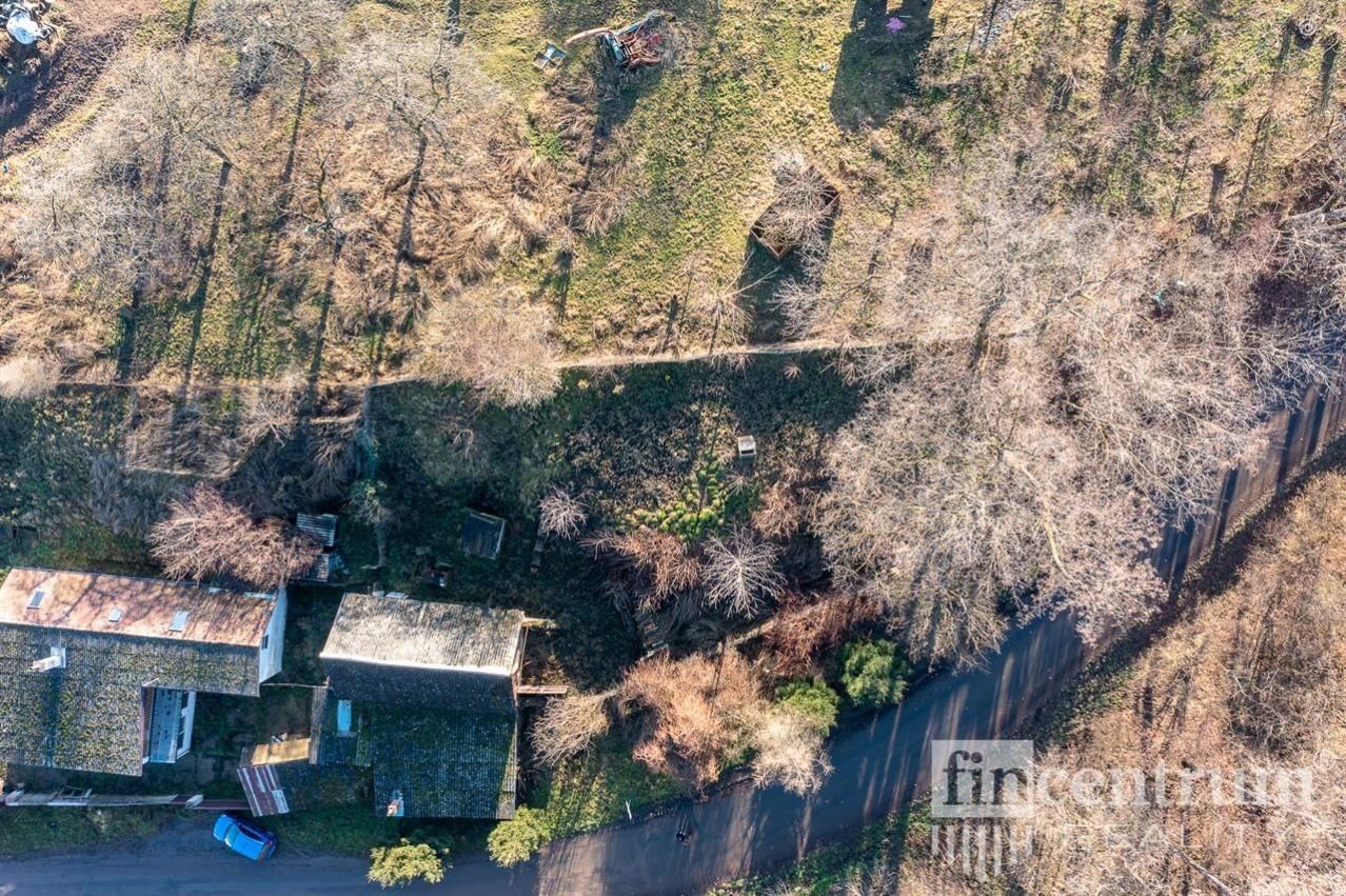 Prodej pozemek pro bydlení - Močovice, 434 m²