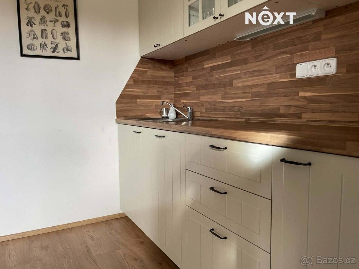 Pronájem rodinný dům - Stachy, 384 73