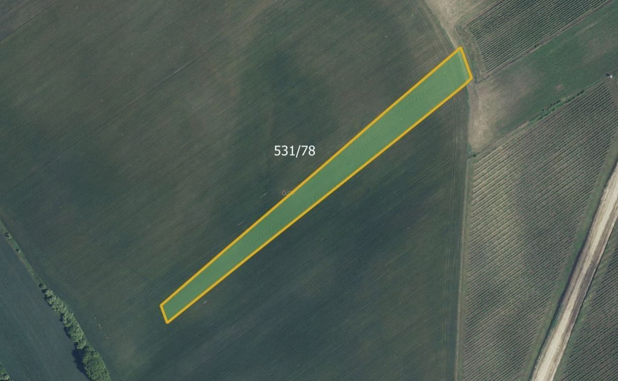 Zemědělský pozemek, 18 463 m²