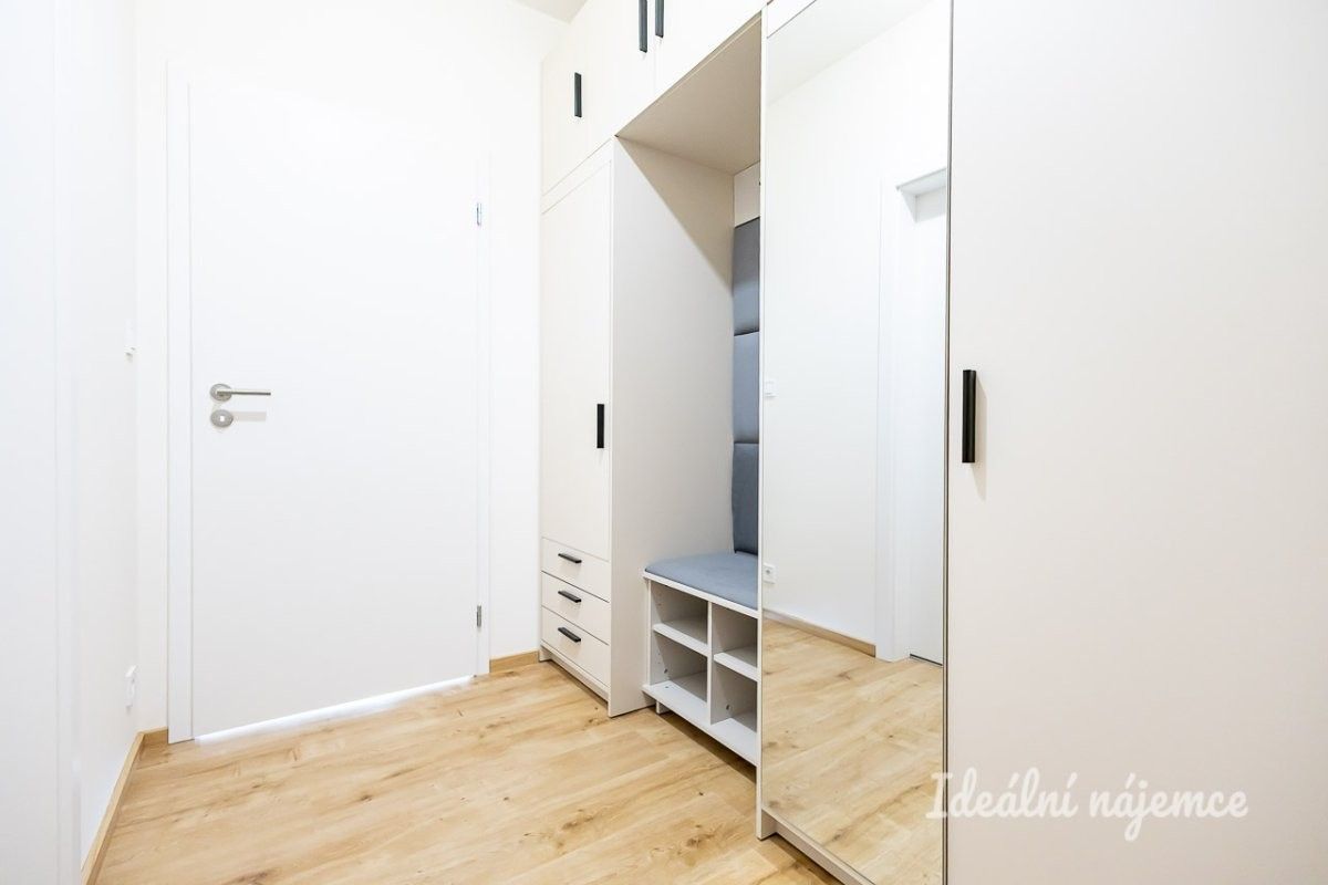 Byt 2+kk · 55 m² · Praha 9, Praha - 4