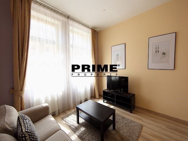 Pronájem byt 1+1 - Máchova 724, Praha Vinohrady, 40 m² - 2