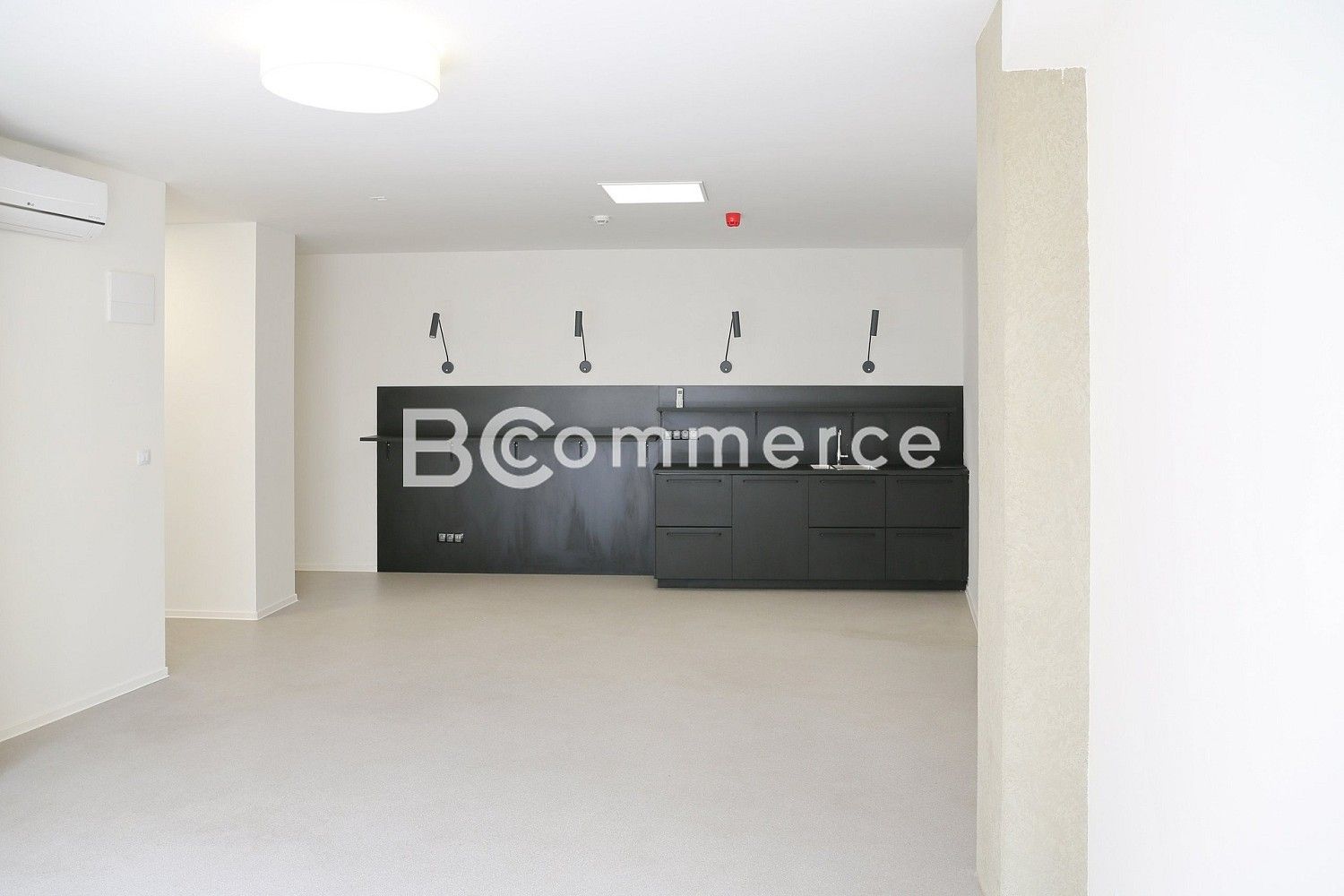 Kancelář · 380 m² · Dominikánské náměstí, Brno - Brno-město - 3