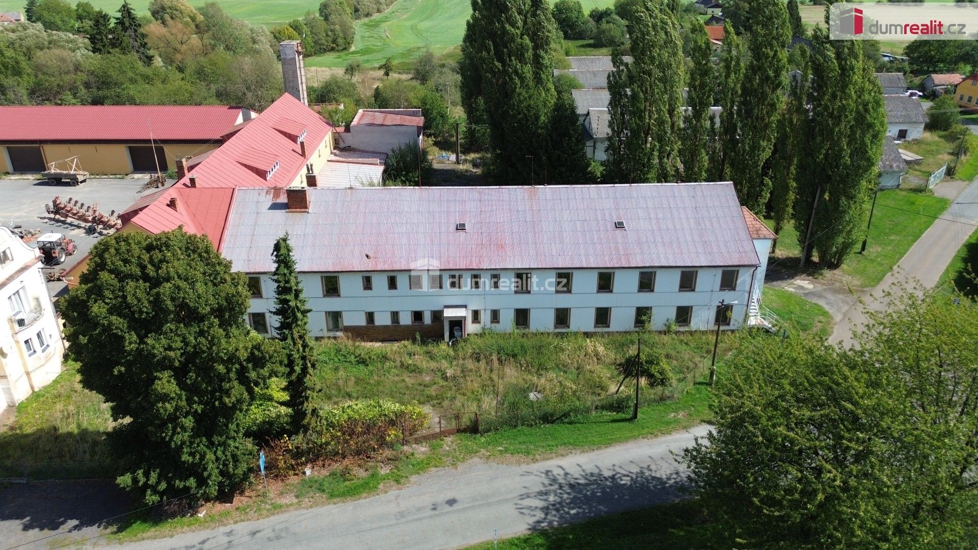 Prodej ubytovací zařízení - Zálezly, Skapce, 1 218 m² - 5