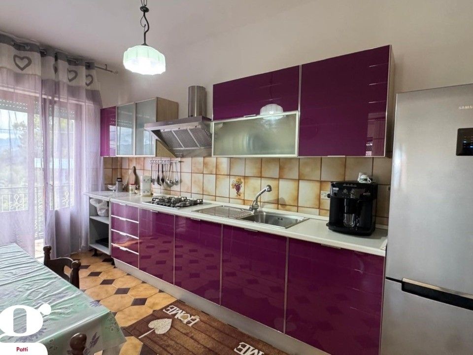 Byty, 987 66, Zahraničí