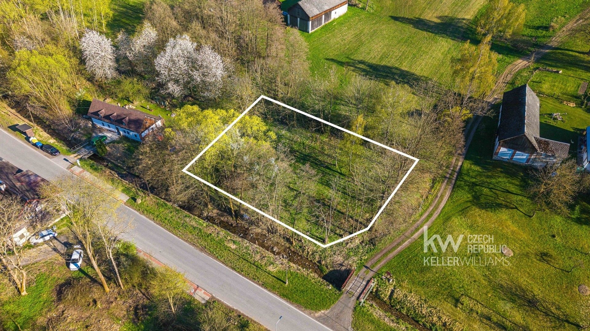 Pozemky pro bydlení, Křižany, 1 005 m² - 1