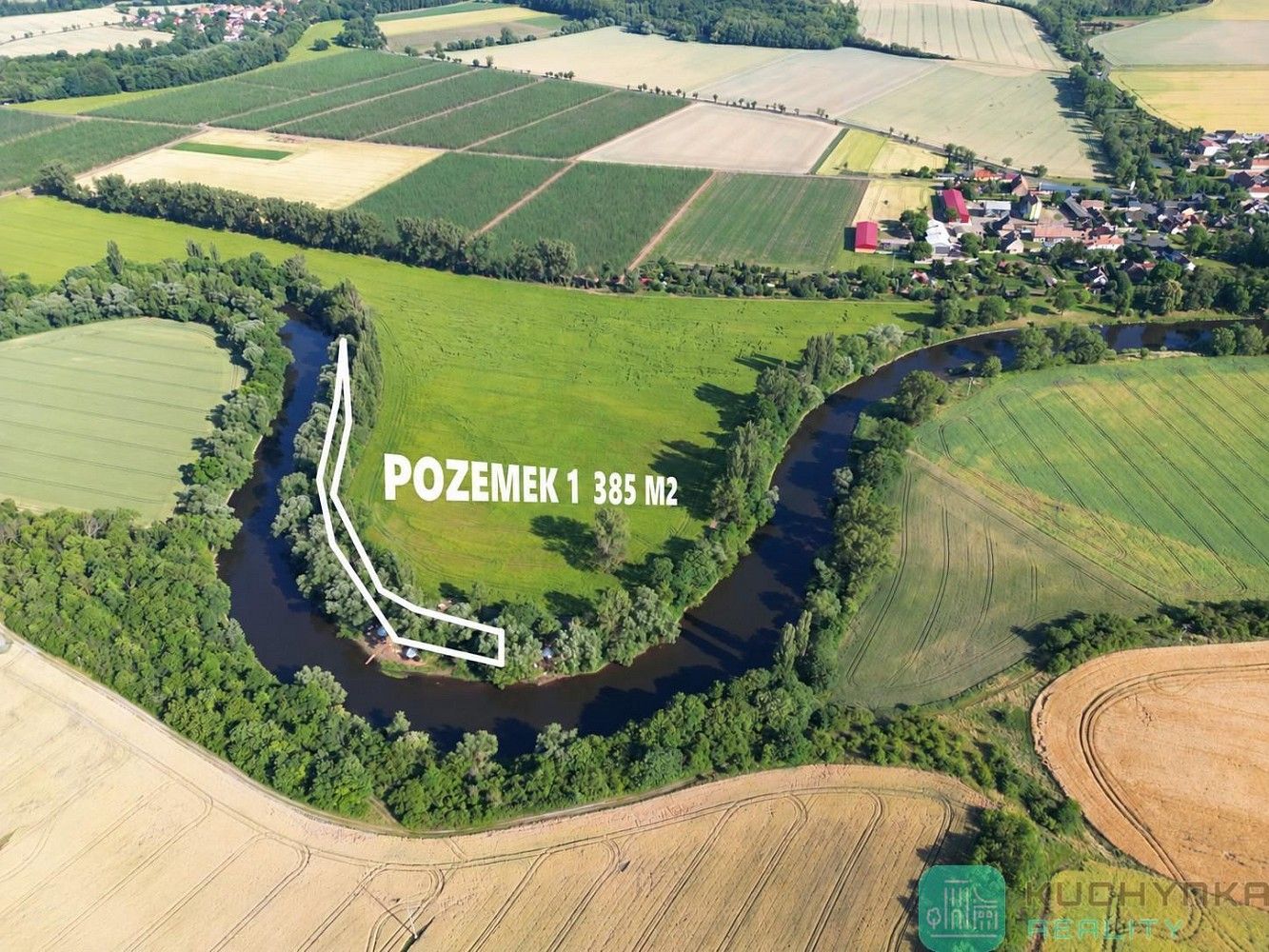 Louka, 1 385 m²