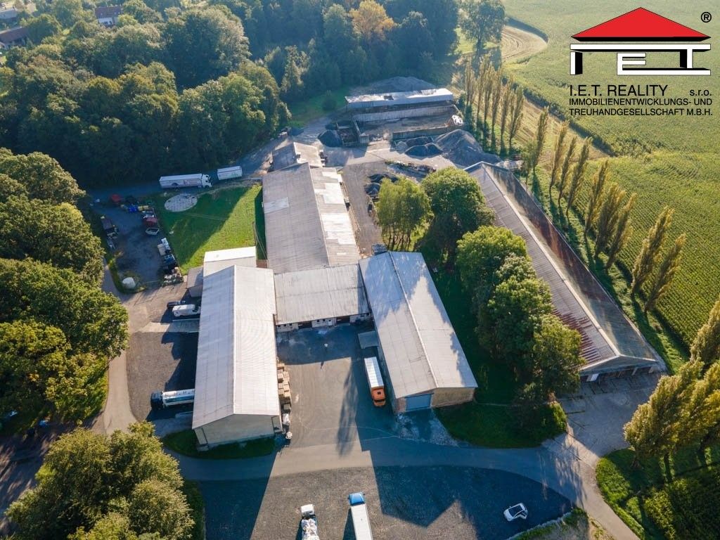 Sklady, Dobratice, 2 000 m² - 2