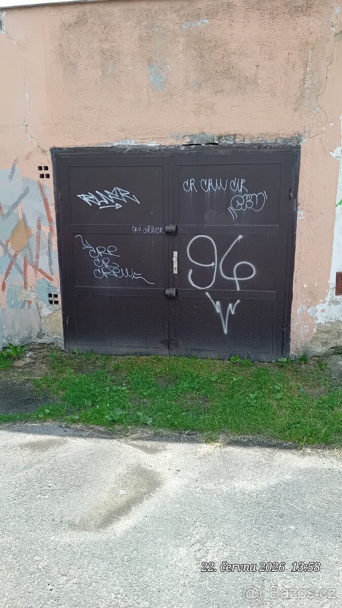 Garáže, Cheb, 350 02 - 1
