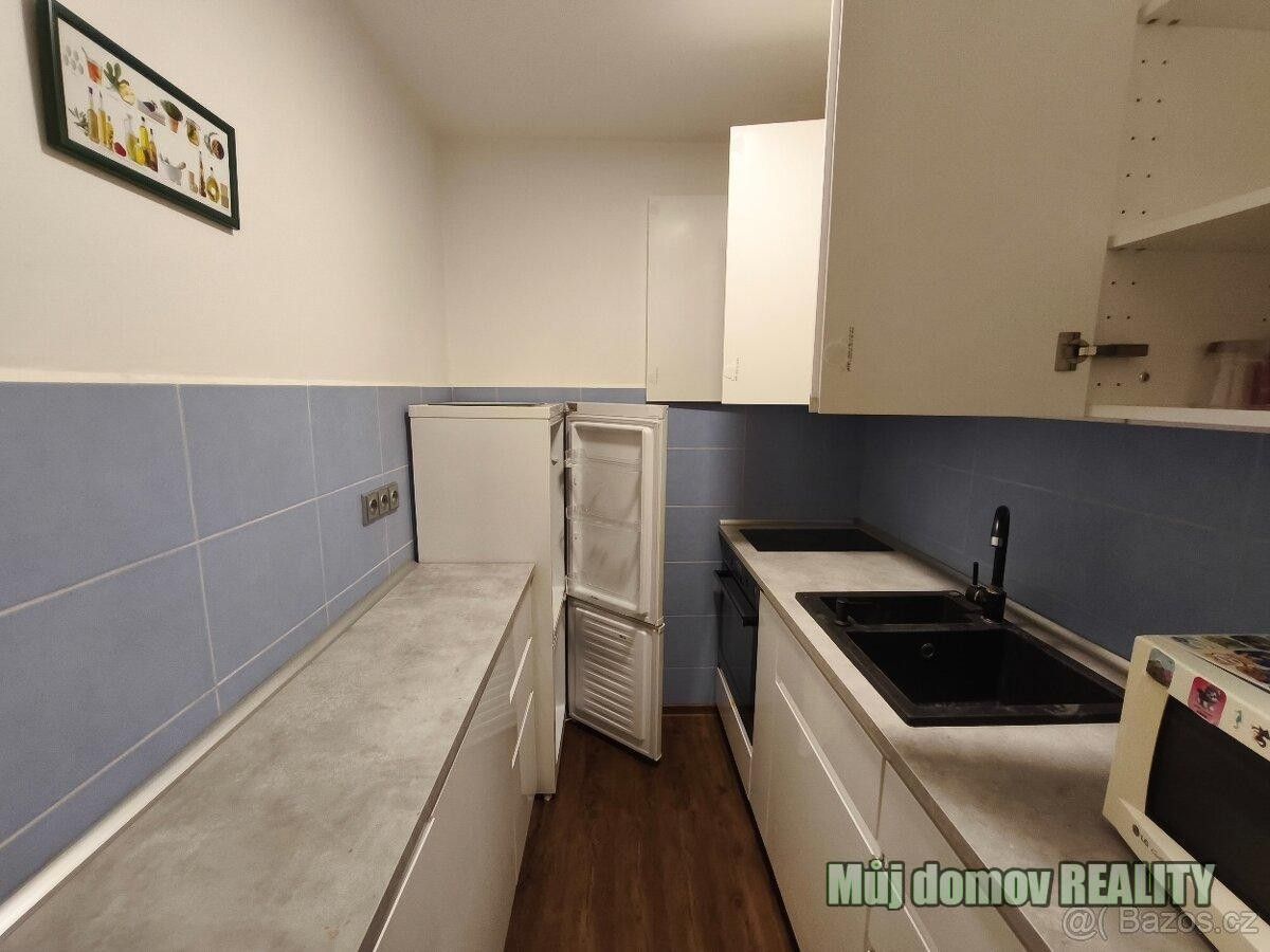 Pronájem byt 2+kk - Frýdlantská, Praha, 44 m² - 5