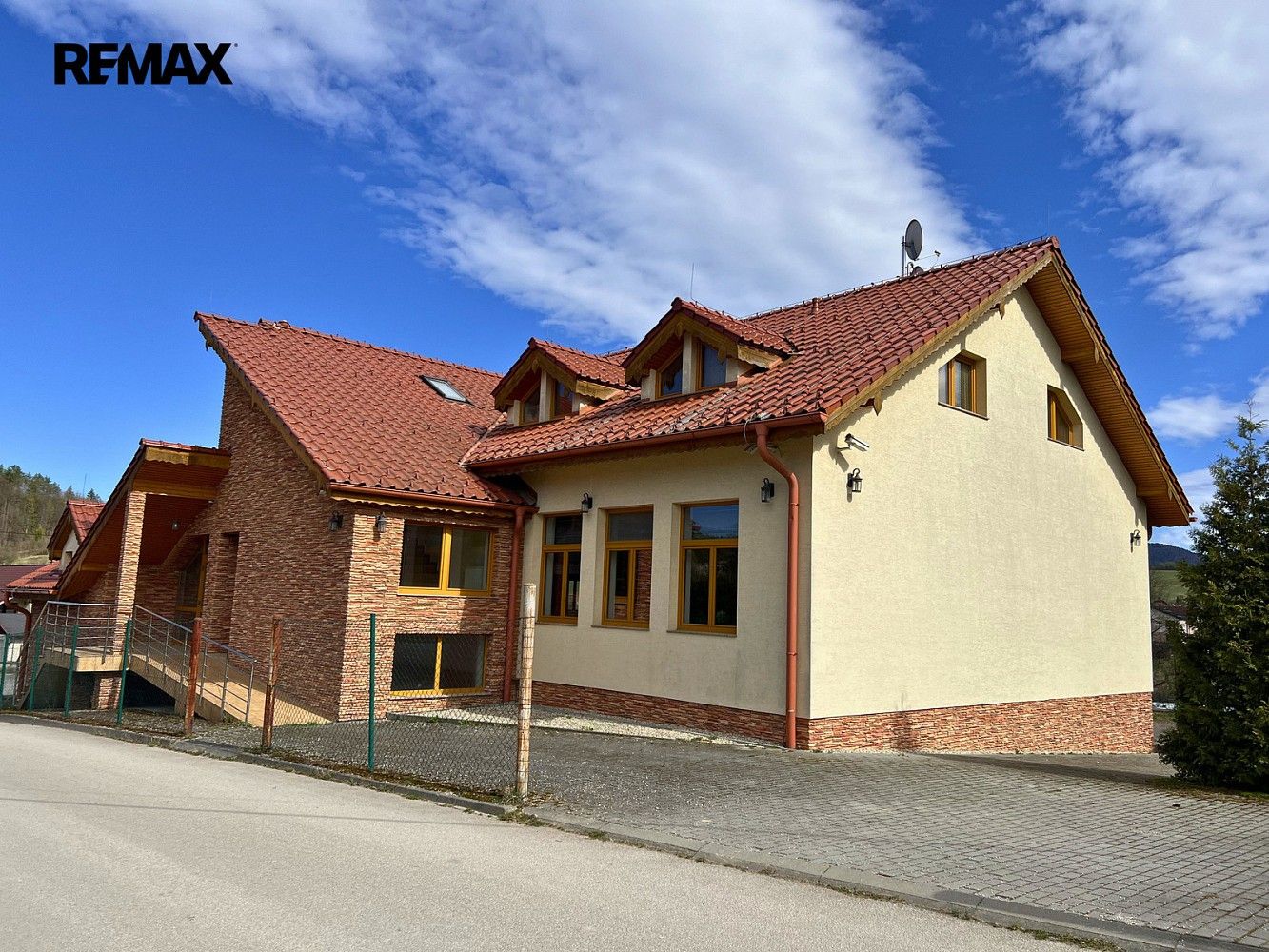 Ubytovací zařízení, Žilina, SK, 514 m² - 1