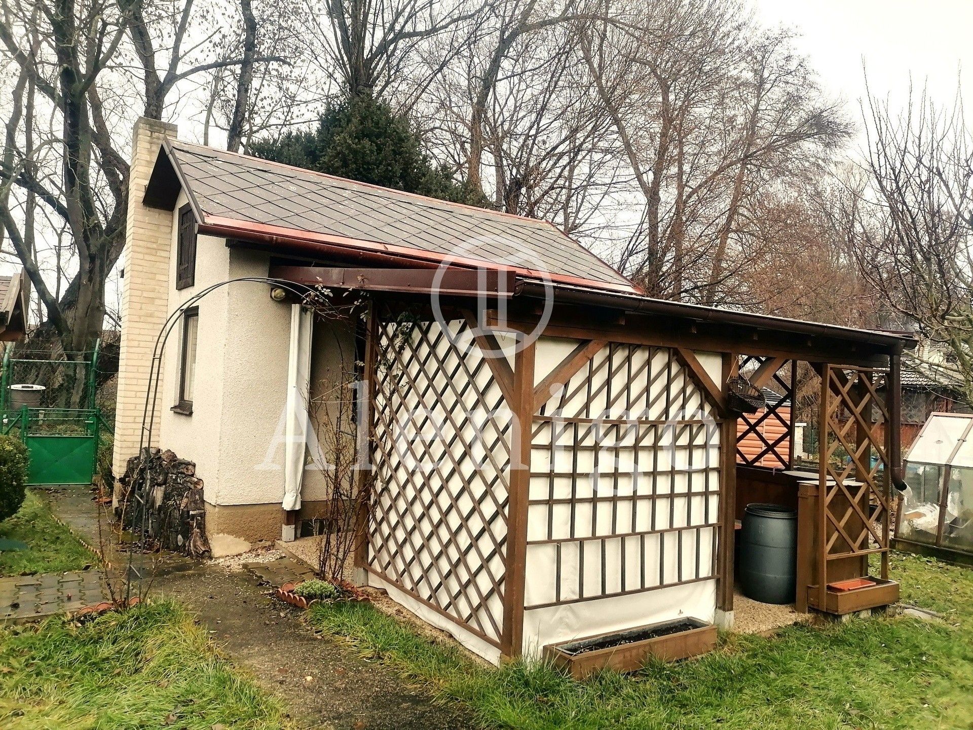 Chaty, Slaný, 36 m²