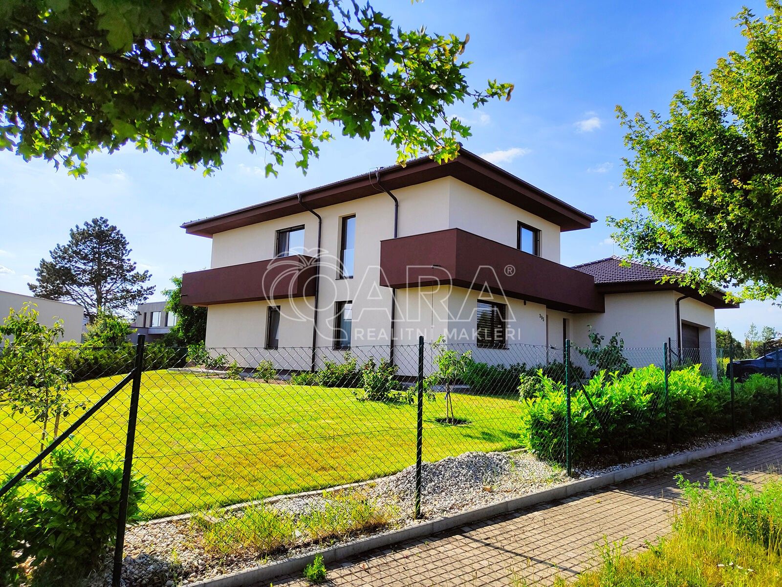 Rodinné domy, Pod Ovčínem, Vysoký Újezd, 354 m²