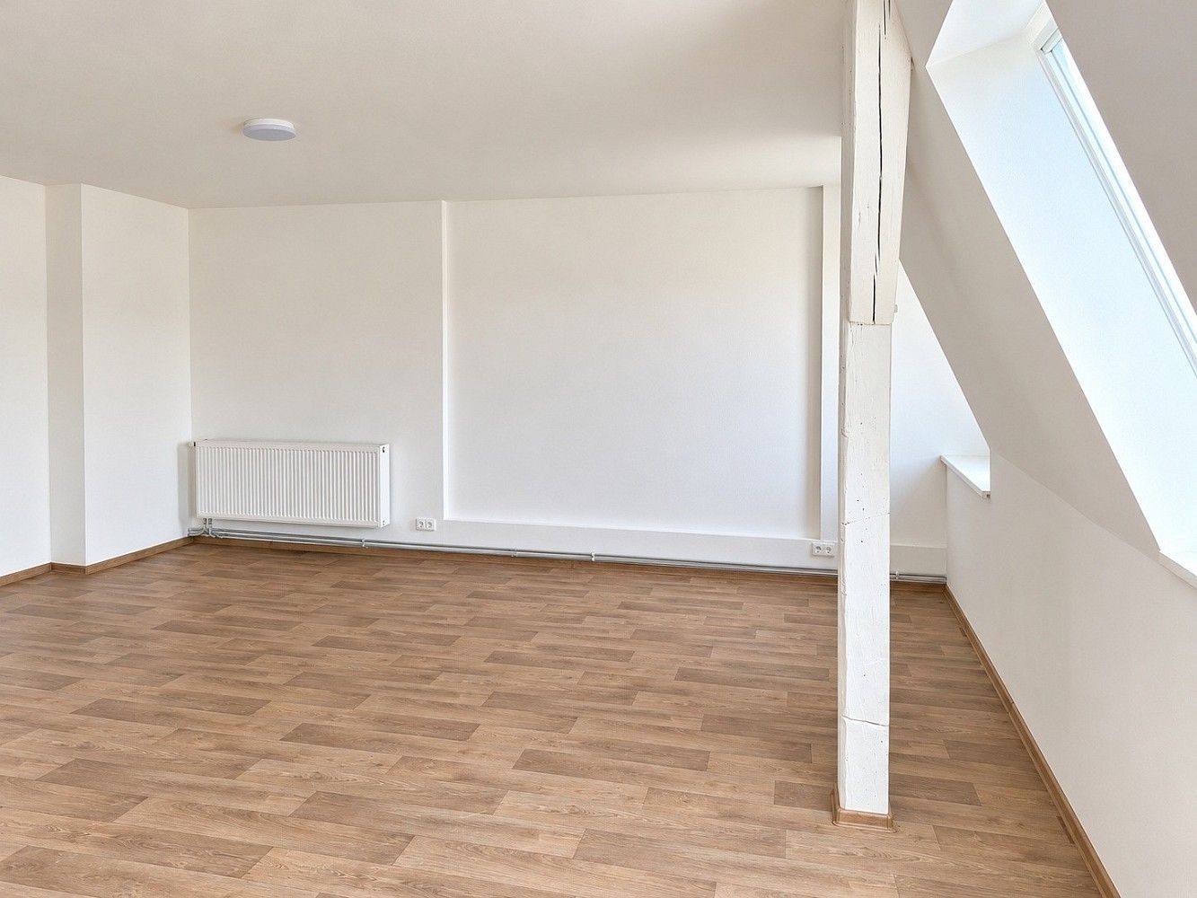 Byt 2+kk · 75 m² · Čs. dobrovolců, Teplice - 3
