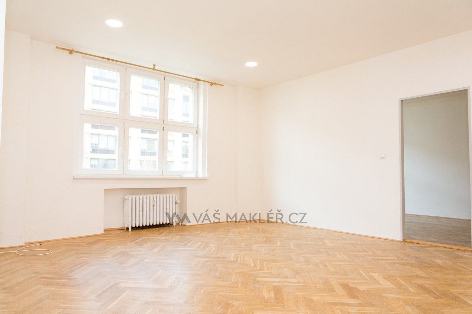 3+kk, Pobřežní, Praha 8 - Karlín, 80 m² - 1