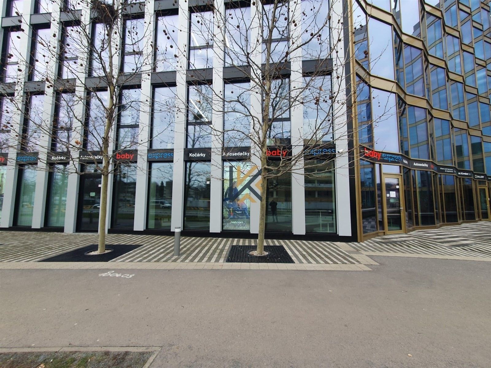 Pronájem obchodní prostory - Na strži, Praha, 216 m²