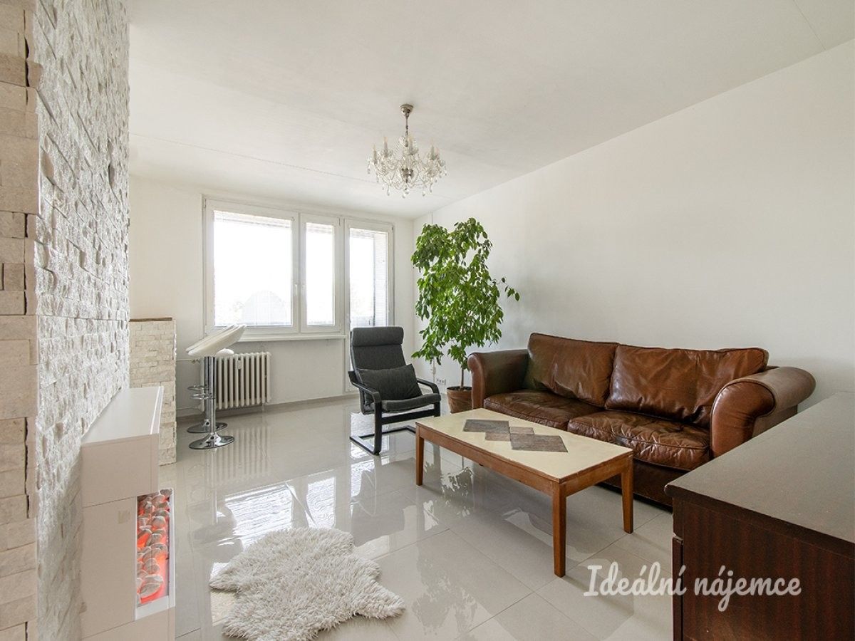 Byt 3+kk · 79 m² · Na okruhu, Praha - 4