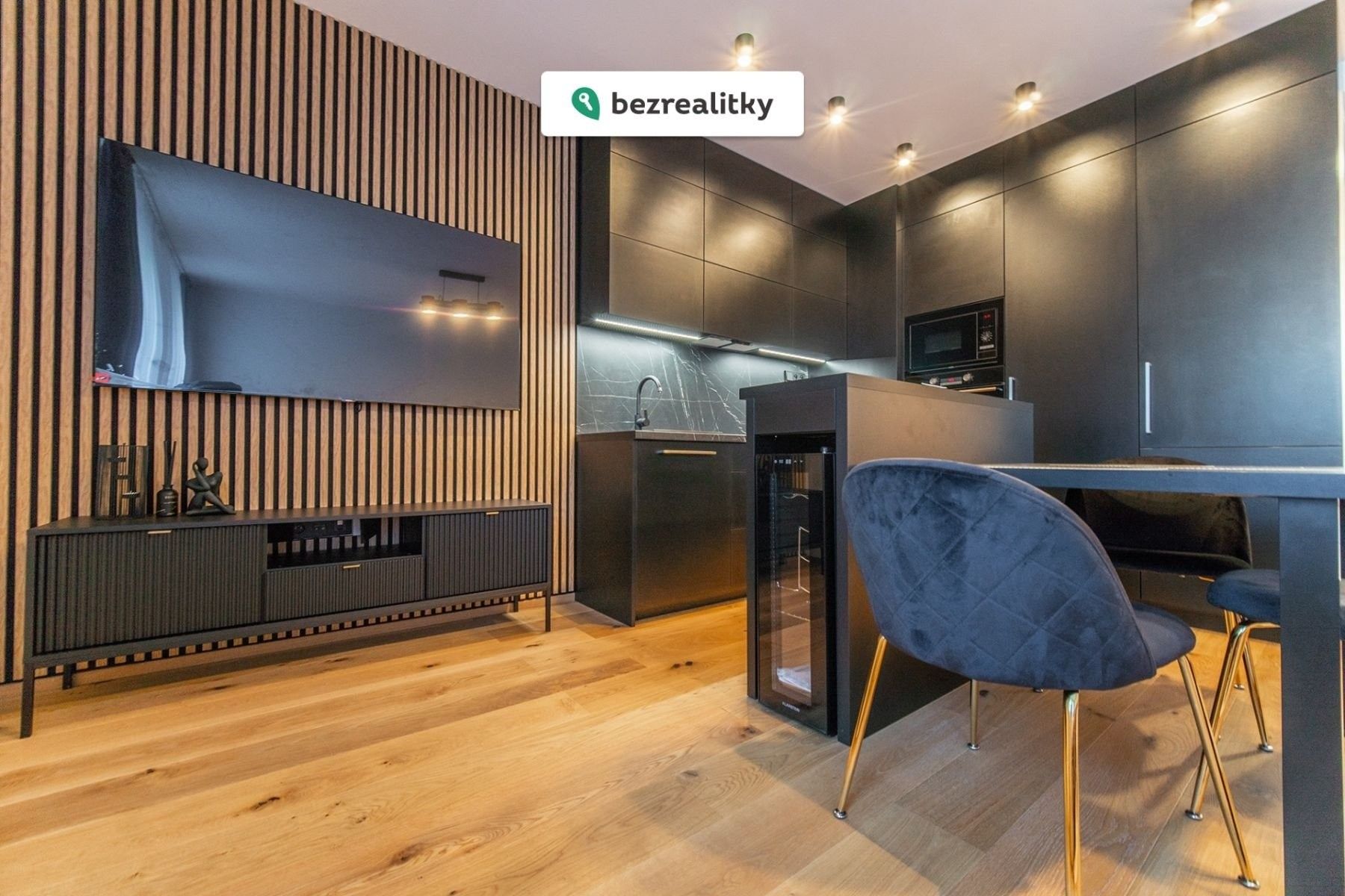 2+kk, Perucká, Praha, 54 m²