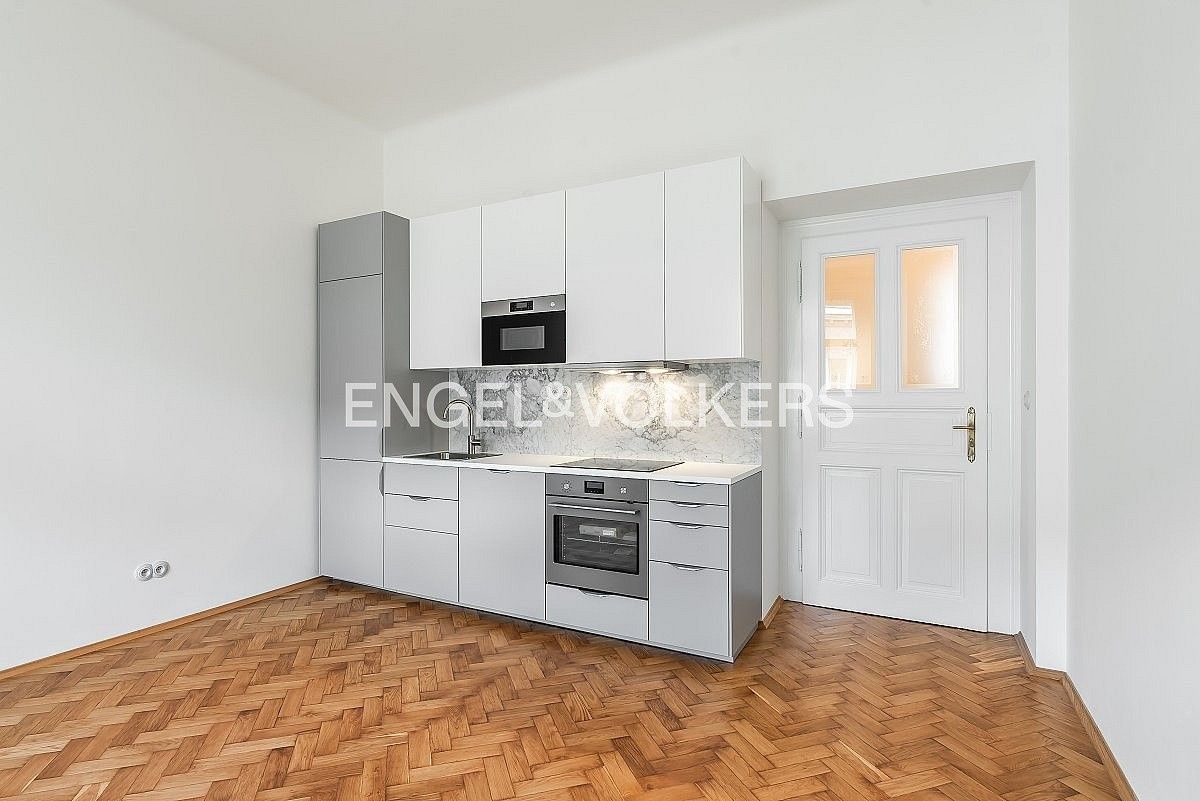 3+kk, Nad Královskou oborou, Praha 7 - Bubeneč, 90 m² - 2