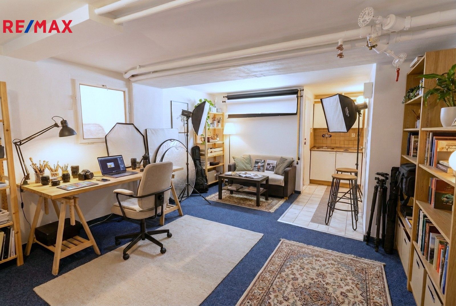 Pronájem obchodní prostory - Na výtoni, Praha, 22 m²