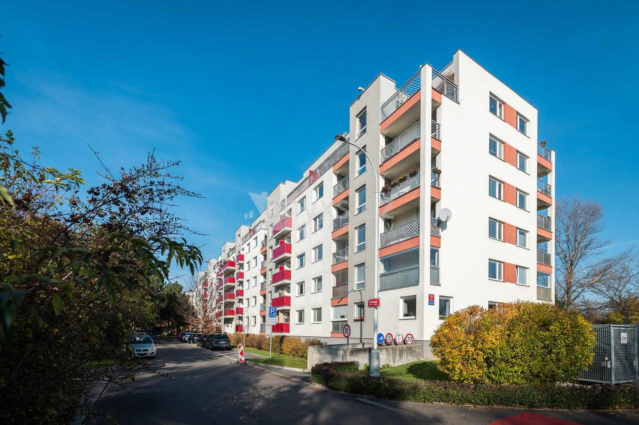 2+kk, Kytlická, Praha, 58 m²