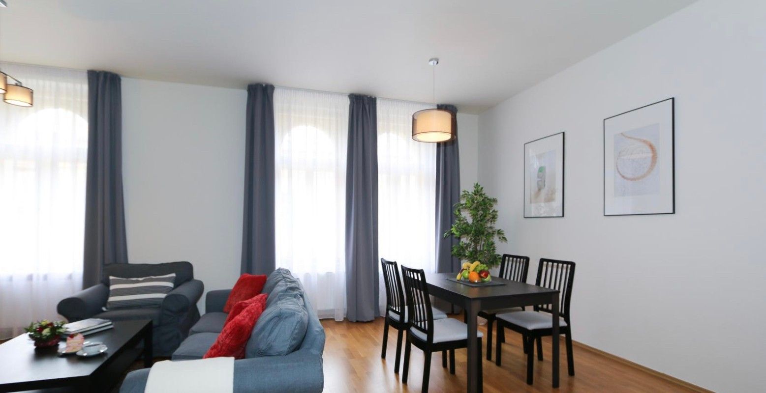 Pronájem byt 2+kk - Moravská 904/4, Praha, 95 m²