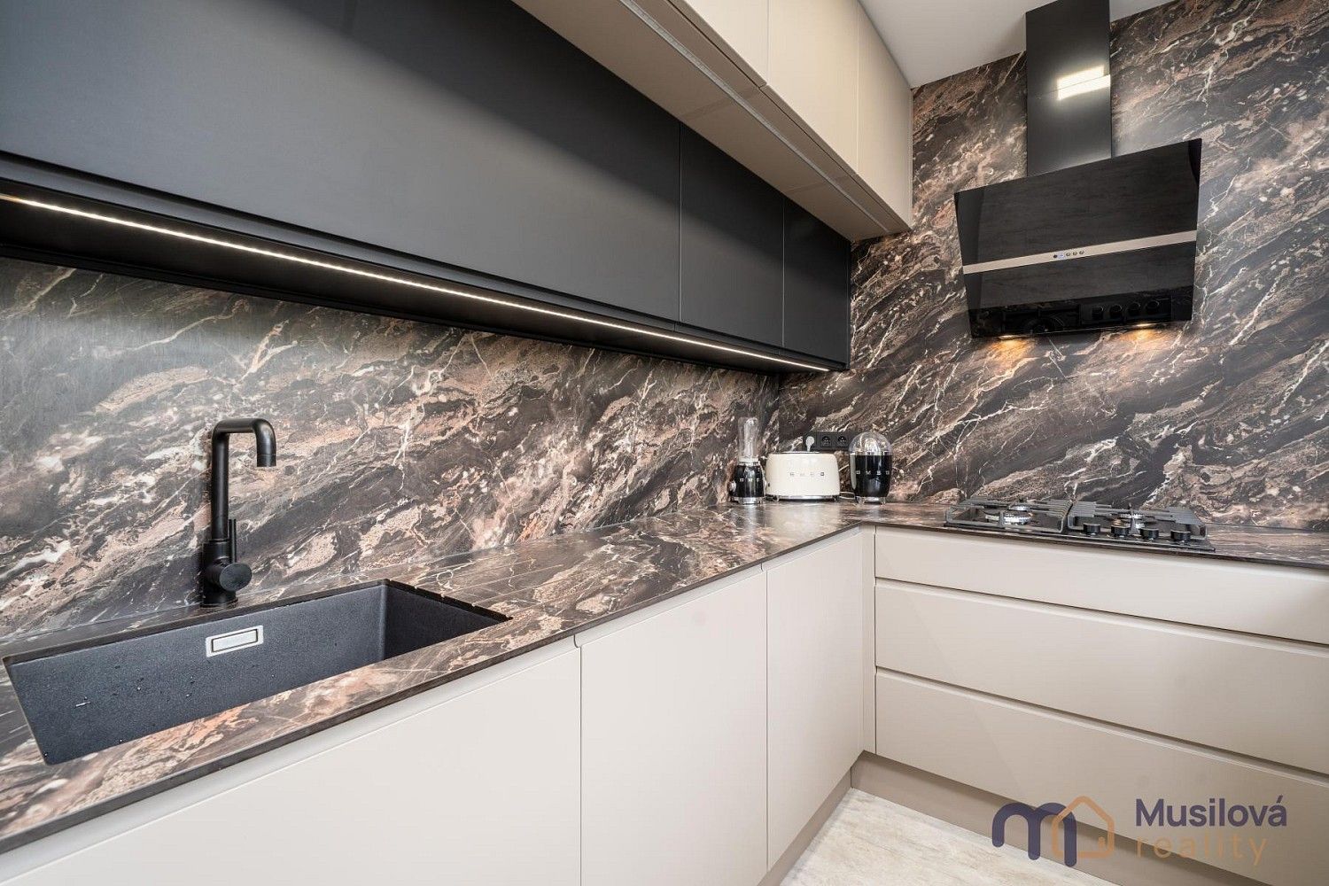 Prodej byt 2+kk - Teplice - Řetenice, Ústecký kraj, 54 m² - 2