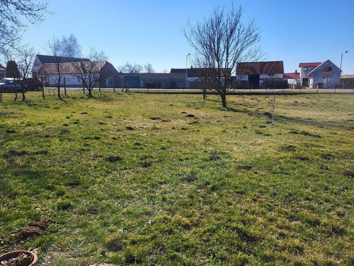 Pozemek pro bydlení · Moravské Budějovice, 676 02 - 4