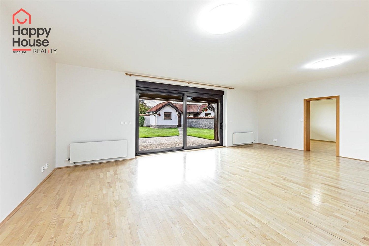 Pronájem rodinný dům - Horoměřice, okres Praha-západ, Středočeský kraj, 300 m² - 2