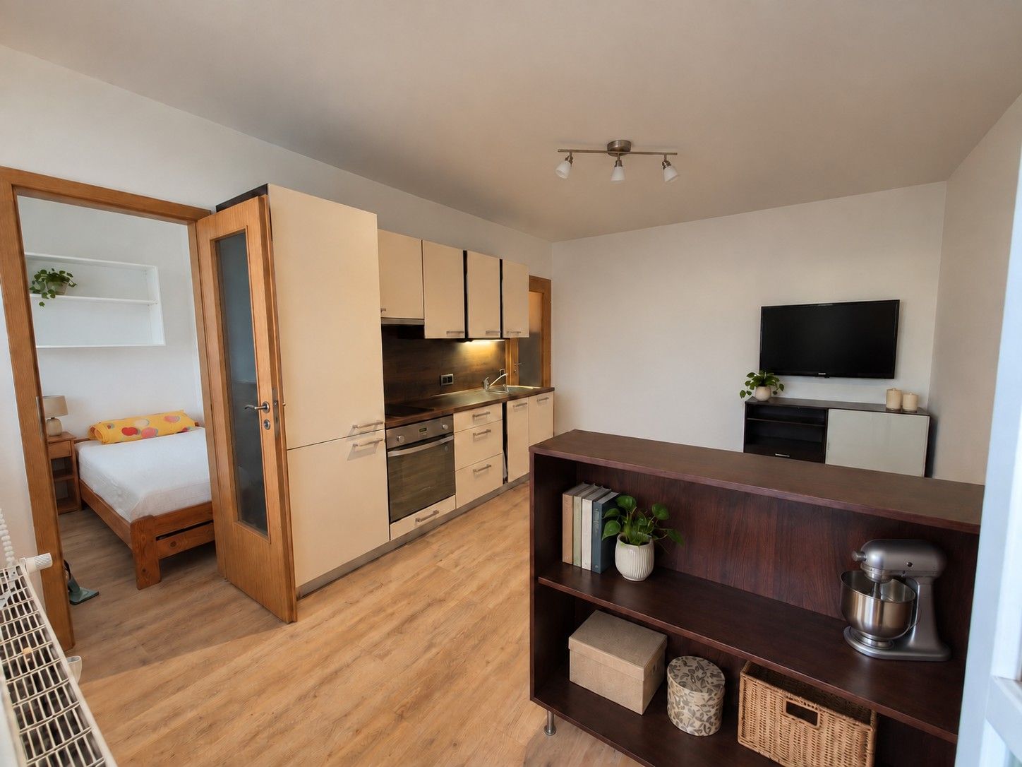 1+1, Na úlehli, Praha - Michle, 30 m² - 2