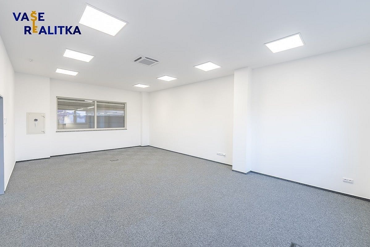 Výrobní prostory · 1 637 m² · Hranice, okres Přerov, Olomoucký kraj - 4