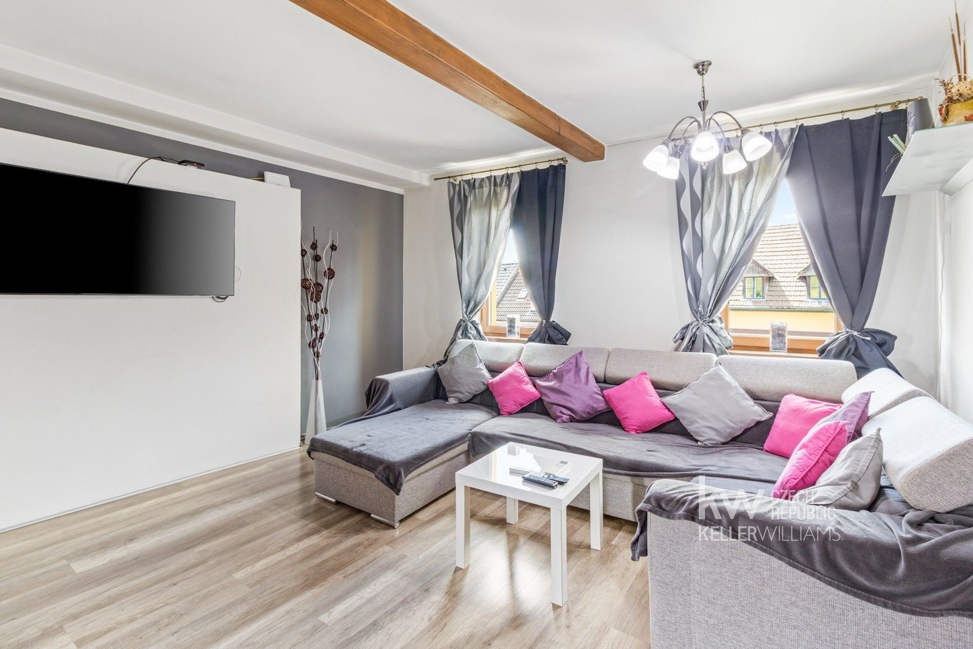 4+1, Žižkovo náměstí 165, Nové Strašecí, 471 m² - 1