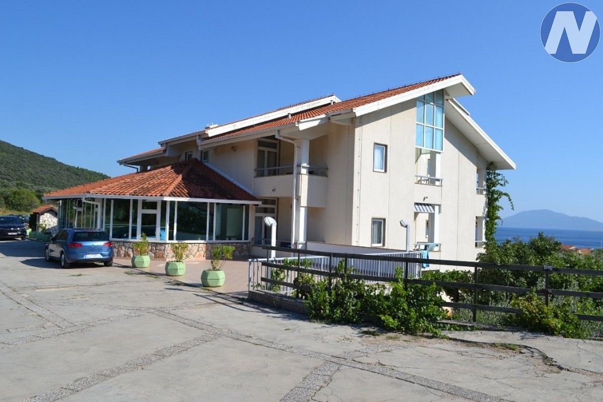 Ubytovací zařízení · 2 327 m² · Martinšćica, HR - 4