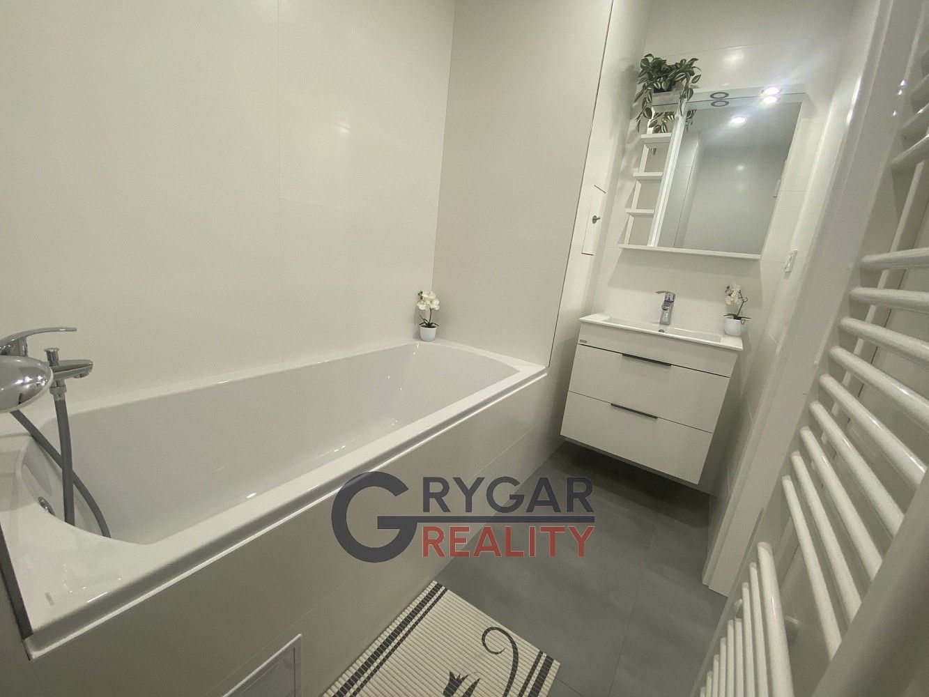 Prodej byt 3+kk - Sokolovská, Praha 8 - Karlín, 78 m² - 5