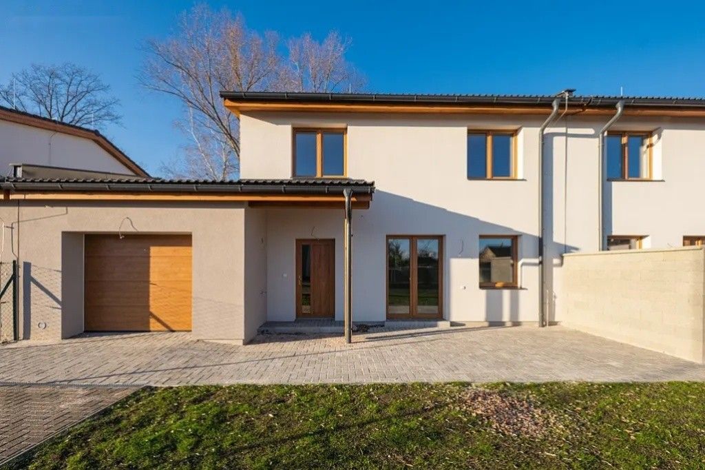 Byty, Ostrava, 700 30