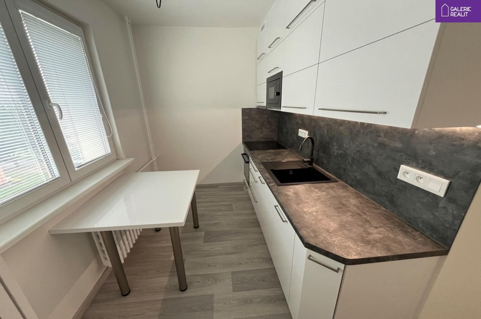 Pronájem byt 1+1 - Želatovská, Přerov, 42 m²