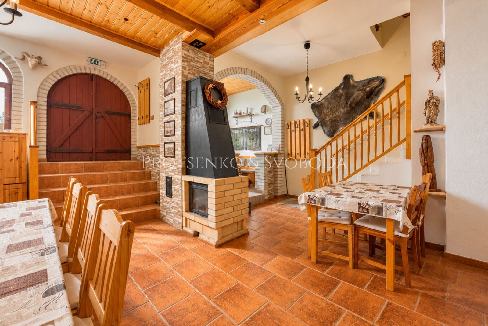 Rodinný dům · 285 m² · Sklepní, Strachotín - 3