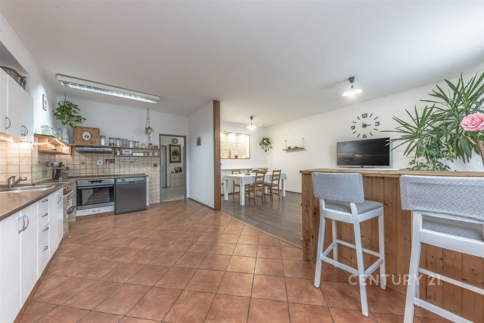 3+kk, náměstí Plukovníka Vlčka  , Praha, 87 m²