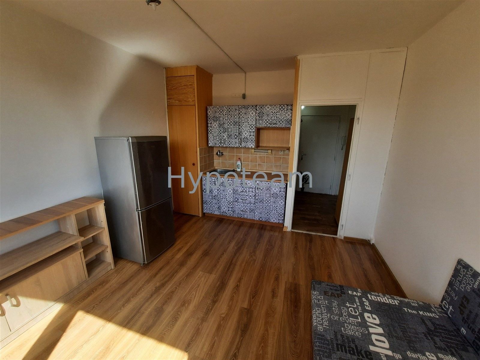 Pronájem byt 1+kk - SNP 2372, Ústí nad Labem, 20 m²