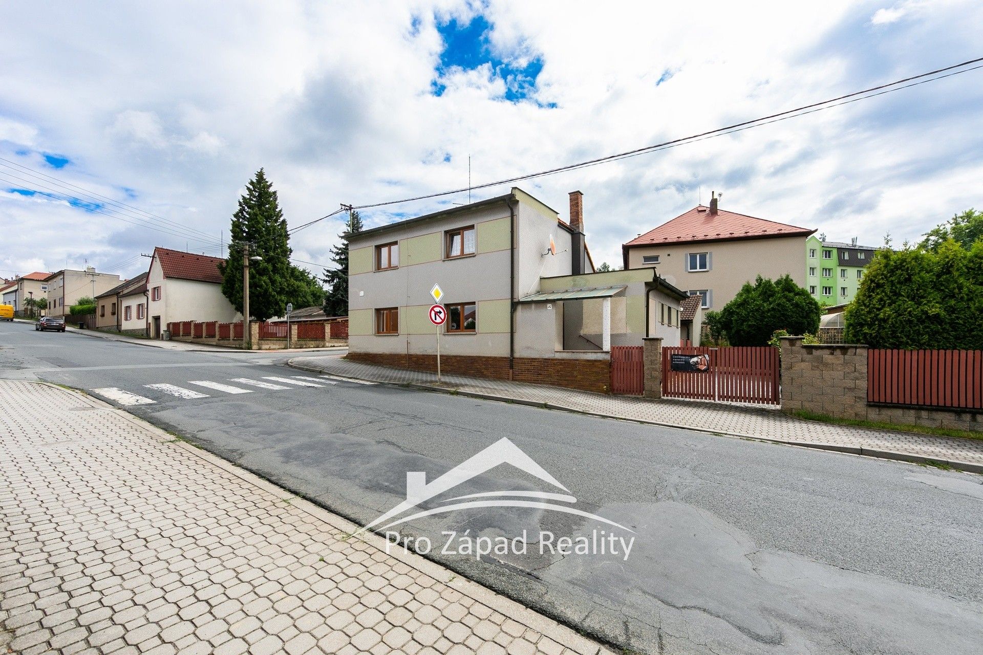 Rodinný dům · 196 m² · Komenského, Chlumčany - 4
