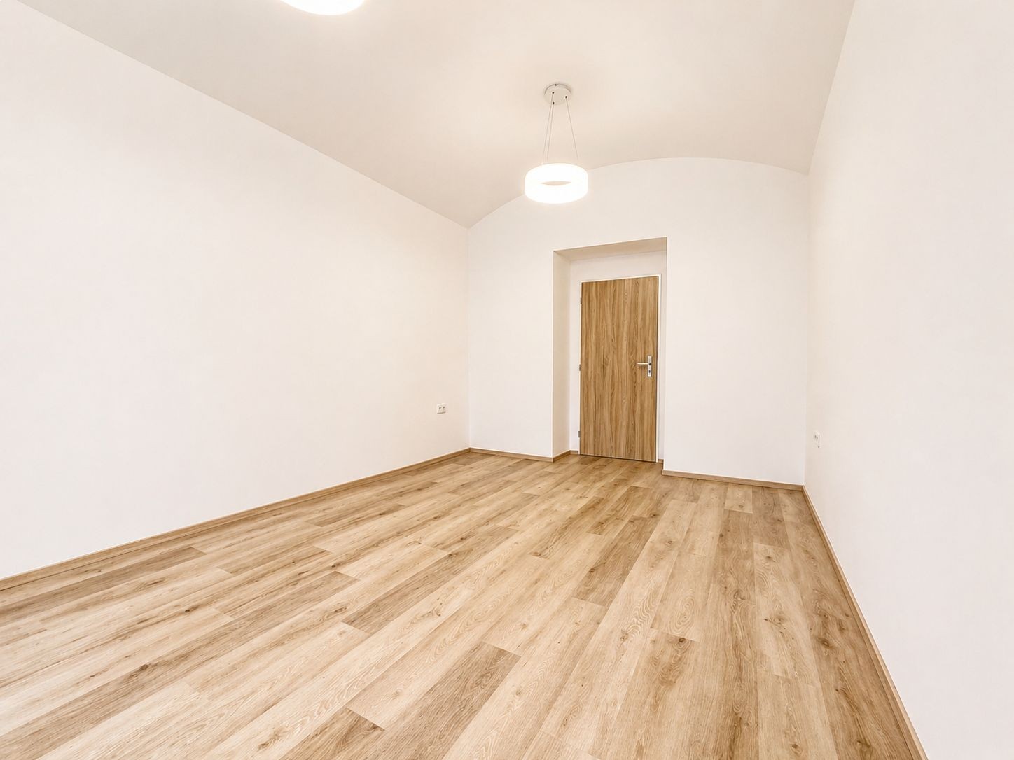 Prodej byt 1+1 - Koněvova, Praha, 29 m² - 5