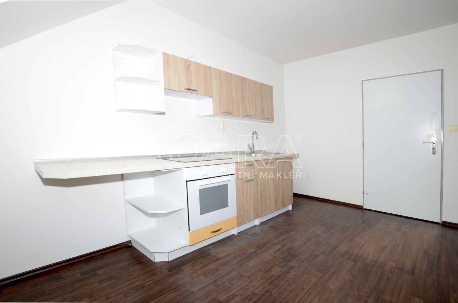 3+kk, Lesní , Holubice Kozinec, 95 m² - 2