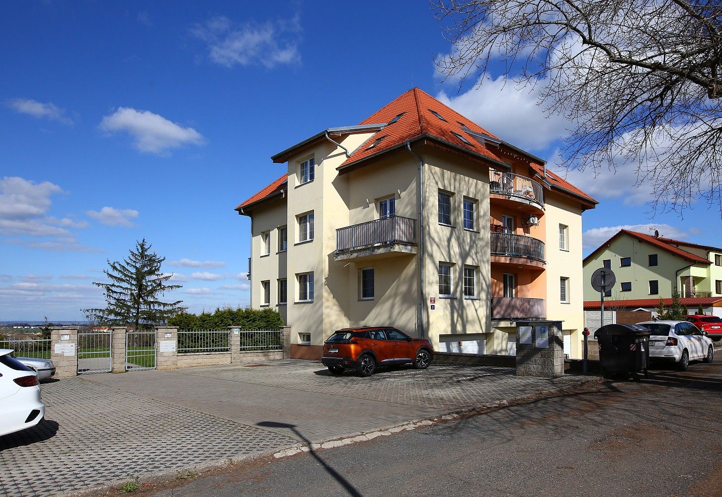 2+kk, Praha - Kbely, okres Praha 19, Hlavní město Praha, 54 m² - 2