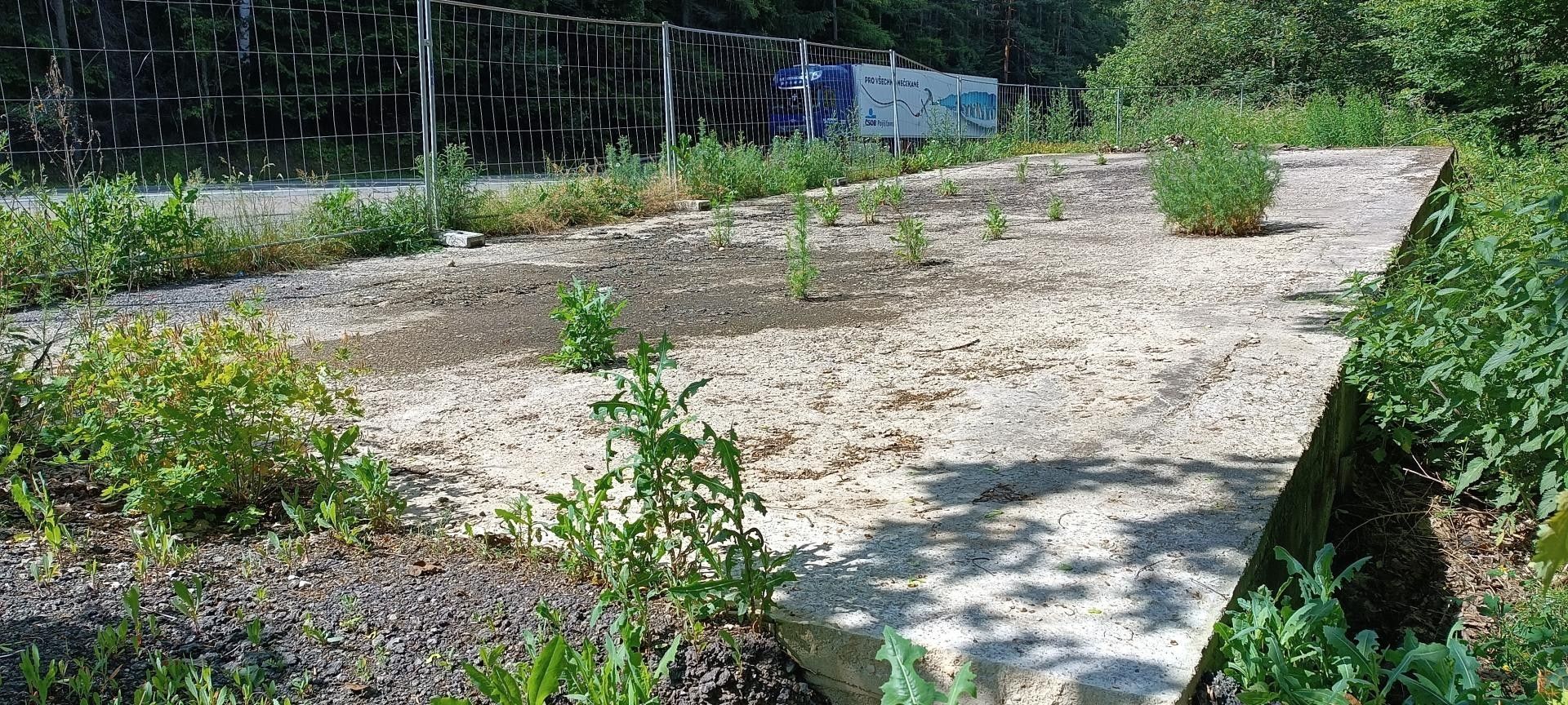 Komerční pozemek, 900 m²