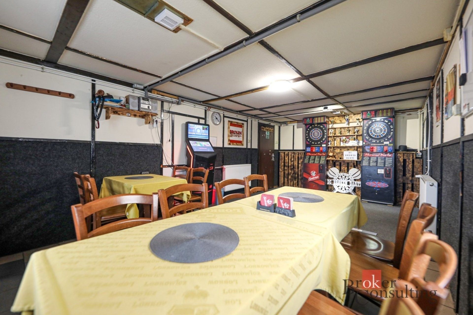 Restaurace, K. H. Máchy, Nýřany, 88 m² - 2