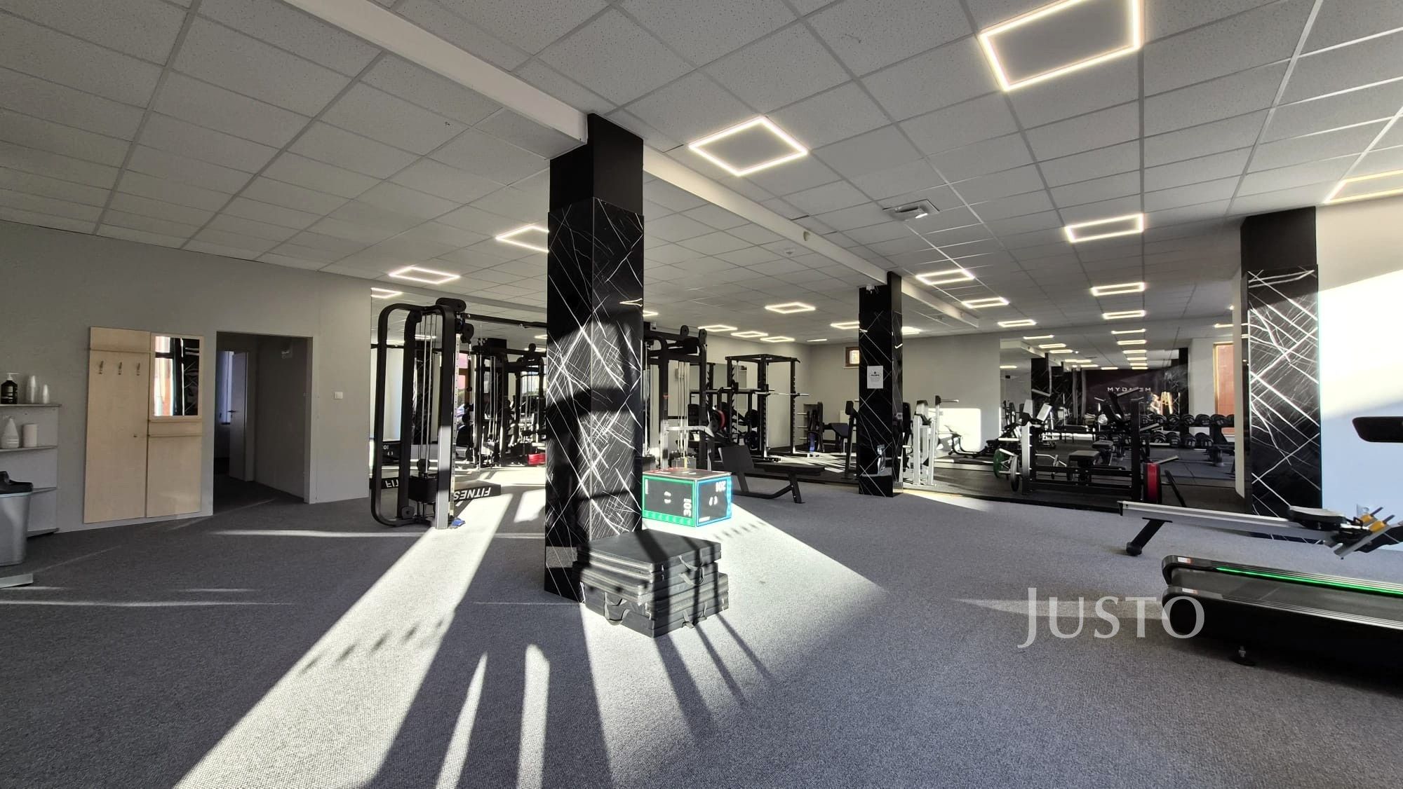 Obchodní prostory · 229 m² · V Portyči 472, Písek Pražské Předměstí - 3